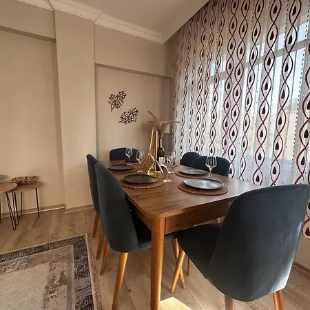 300 Meters To Konyaalti Beach 2+1 Holiday Apartament