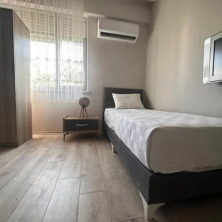 Apartment 300 Meters To Konyaalti Beach 2+1 Holiday Antalya
