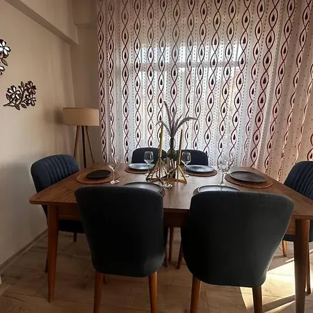 Apartment 300 Meters To Konyaalti Beach 2+1 Holiday Antalya